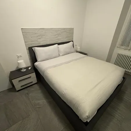 22 Di Lucia Appartement *